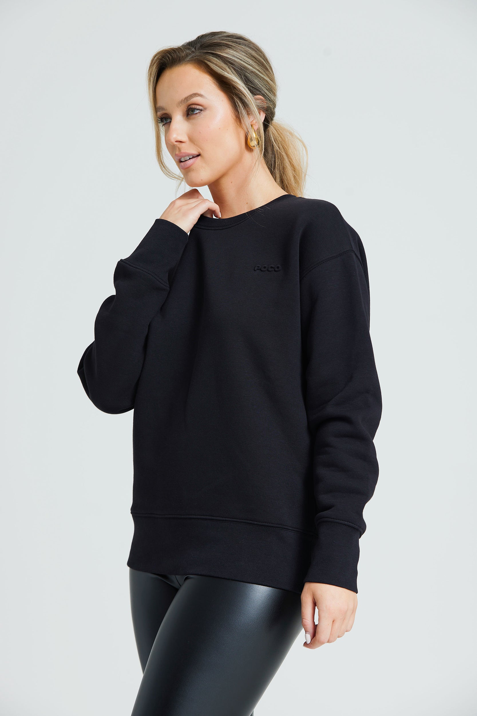 The Relaxed Sweatshirt - Black