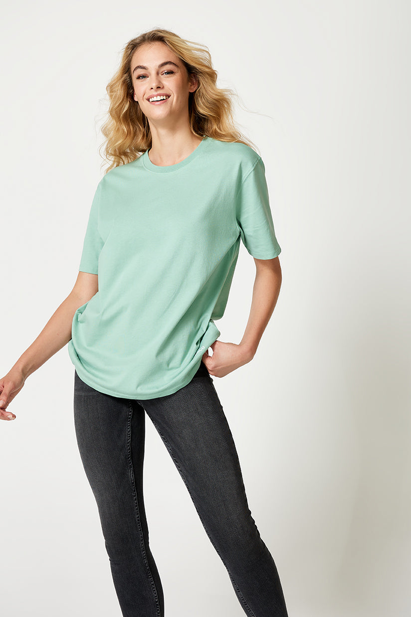 The Staple Tee Soft Green - T-shirts - POCO by Pippa